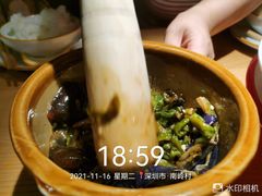 -湘阁里辣(南岭购物广场店)