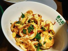 -费大厨辣椒炒肉(万家丽一店)
