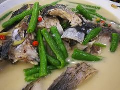 -湖南人家湘菜馆(镇江路店)