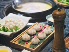 -大匠工房古船木艺术餐厅·猪肚鸡专门店(长白仙岛店)