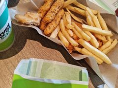 -德克士(世纪广场店)