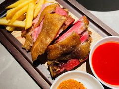 香酥蹄髈-醉庐·新上海菜(南京西路店)