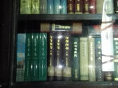 -钟书阁(松江泰晤士小镇店)