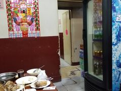 -王记酱骨头馆(新华路一店)