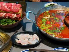 -楠小云·云南鲜牛野生菌自助火锅(九眼桥店)