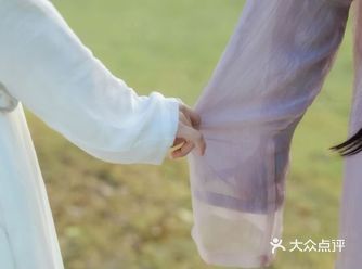 这样的氛围感很难不爱!  整体风格为古风写真