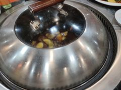 -袁小二大东北铁锅炖(吉祥村总部)