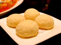 脆皮流沙包-皇朝会.经典传统粤菜(外滩店)