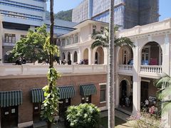 -香港大学