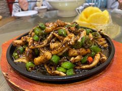 铁板鱿鱼须-八张桌子(老店)