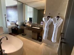 -广州天河希尔顿酒店