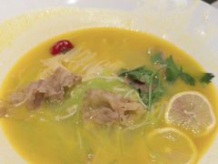 -新天明砂锅鱼头煲