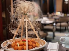 创意鲜果咕噜肉-广州文华东方酒店·江-由辉师傅主理