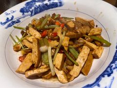 -俏湖兰·辣椒炒个肉(海沧店)