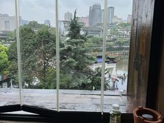 -包整·丝娃娃(甲秀楼景观店)