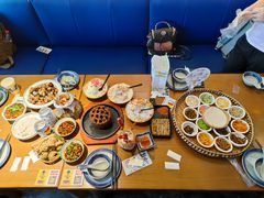 -包整·丝娃娃(一览甲秀楼风景店)