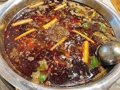 -肖肖酸萝卜鱼火锅(总店)