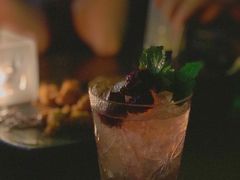 -TZ House音乐现场(来福士中心店)