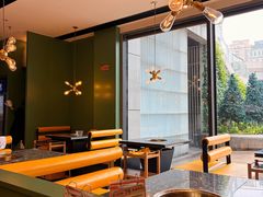 -一席地·本地鸡窝·杭帮鸡火锅(萧山银隆百货店)
