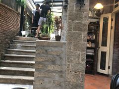 -杨桃院子咖啡吧(中华红墨店)