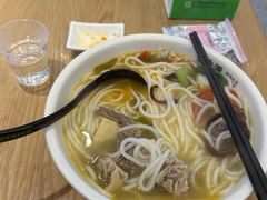 -蒙自源米线大王(花园城商场店)