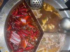 -廖掌柜·重庆鲜货火锅(上海首店)