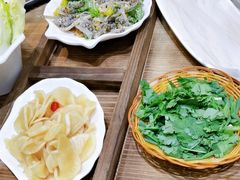 -老刘生态大鱼坊铁锅炖鱼(赛马场店)
