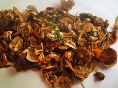 -1910老鲁味海鲜·戳子肉·青岛菜(金沙滩店)