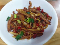 -笨罗卜浏阳菜馆(太平街店)