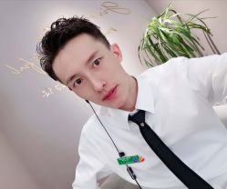 -爱维丽