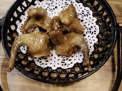 盐焗乳鸽-粤港餐厅(禹州商业广场店)