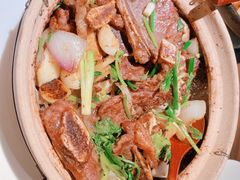 -啫响粤煲料理(万好大厦店)
