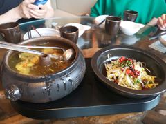 -云海肴·汽锅鸡·云南菜(天山百盛优客店)