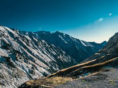 -天山神秘大峡谷