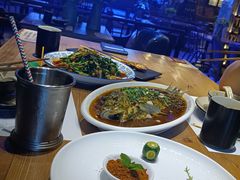 -临界音乐酒馆·小龙虾·江湖菜(华熙LIVE·鱼洞店)