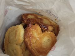 奶油蝴蝶酥-上海哈尔滨食品厂(淮海中路店)