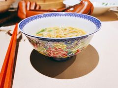 特色奥灶面-RIVIERA 松鹤楼(外滩店)