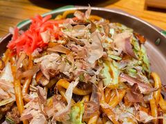 牛肉炒乌冬面-黑牛の店·和牛烧肉(大悦城店)