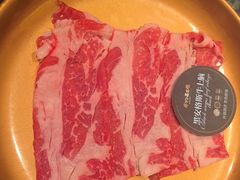 -牛YO寿喜烧·铁板烧和牛火锅自助(市府恒隆店)