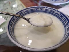 -赵记传承特色牛奶甜品(泉城广场店)