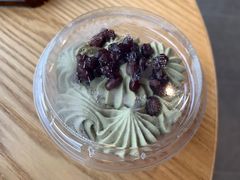 -红宝石·鲜奶小方·海派西点房(南翔店)