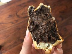巧克力车轮饼-薛新颖红豆饼(中式甜点山师店)