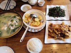 -鹤乡东北菜(崮山路店)