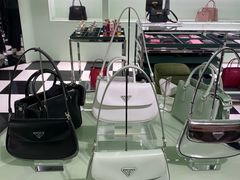 -PRADA普拉达(国际广场店)