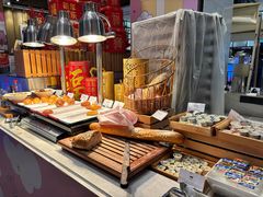 -飨食汇全日制餐厅·昆山皇冠假日酒店(九方店)