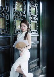 -一揽芳华汉服旗袍体验馆(拙政园店)
