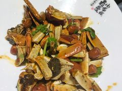 -龙巢盱眙龙虾·牛蛙·烧烤宵夜(八卦岭店)