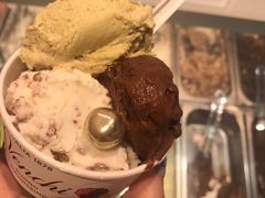 -VENCHI 闻绮(上海佛罗伦萨小镇店)