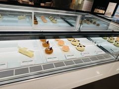 -潮一不贰·法式甜品·生日蛋糕·西式简餐(外滩店)