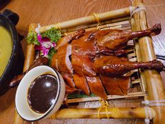 -老滇山寨•云南特色菜•地方菜•民族风情歌舞表演(金碧店)